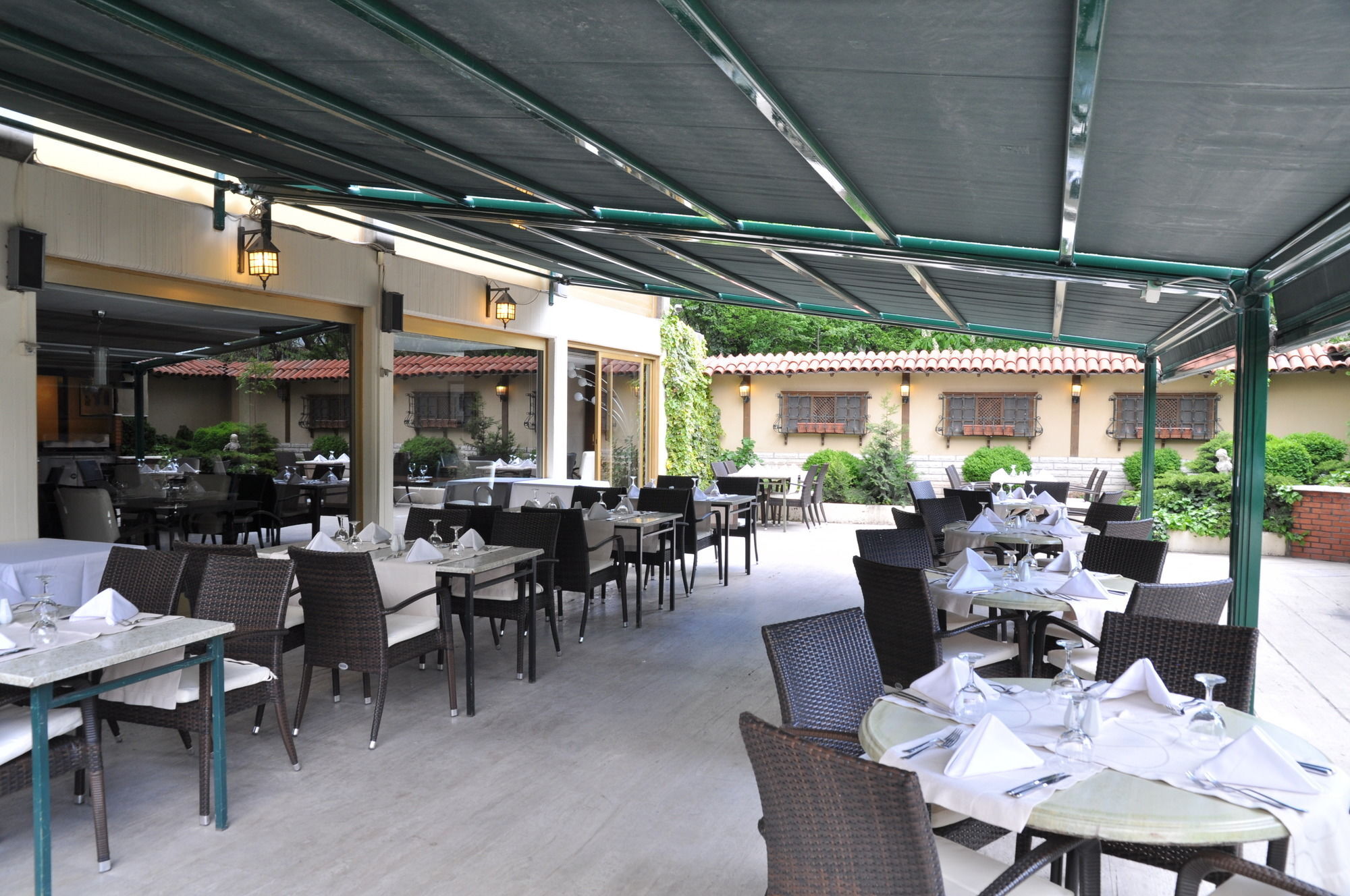 Altinel Ankara Hotel & Convention Center Bagian luar foto