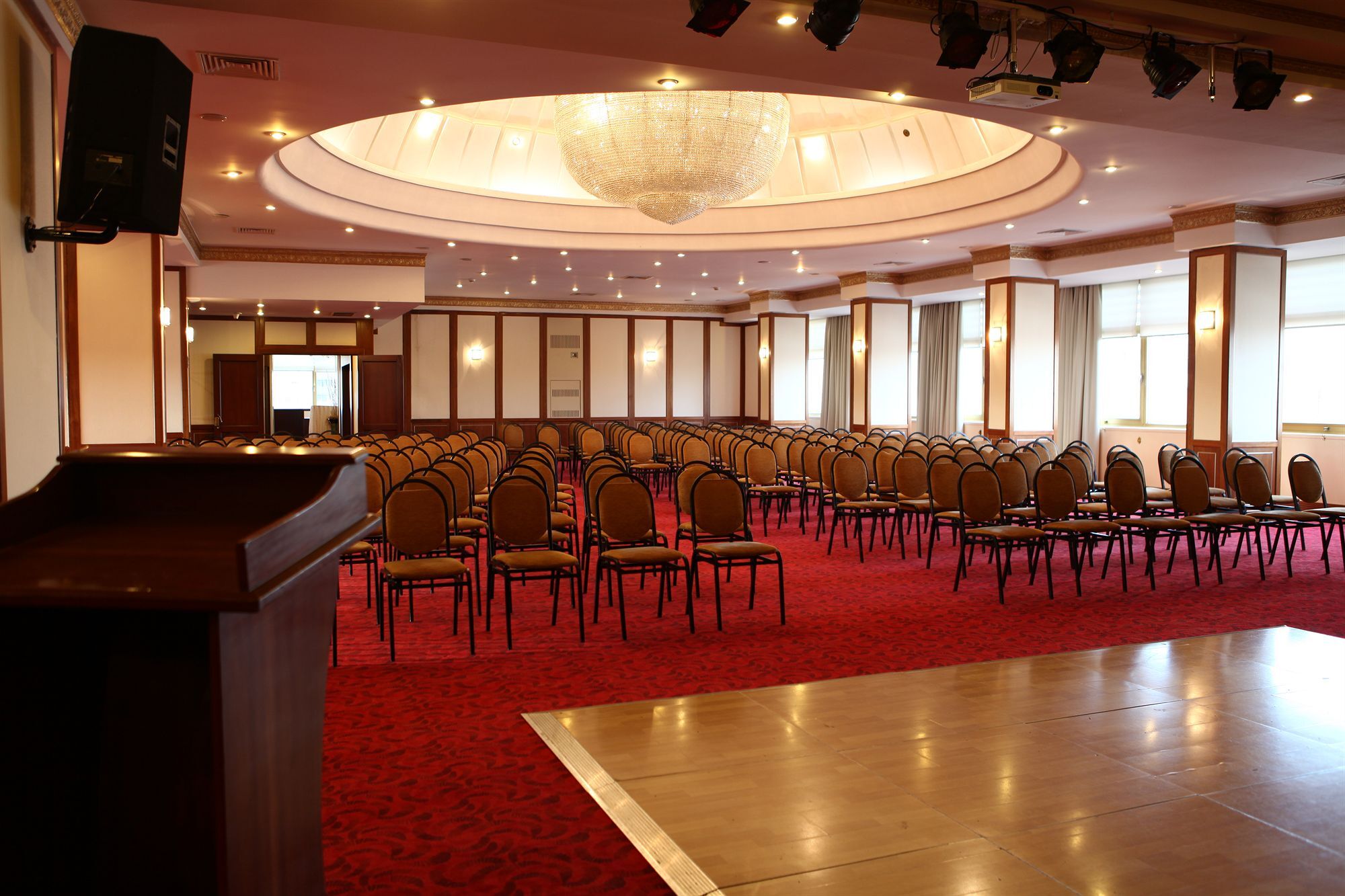 Altinel Ankara Hotel & Convention Center Bagian luar foto