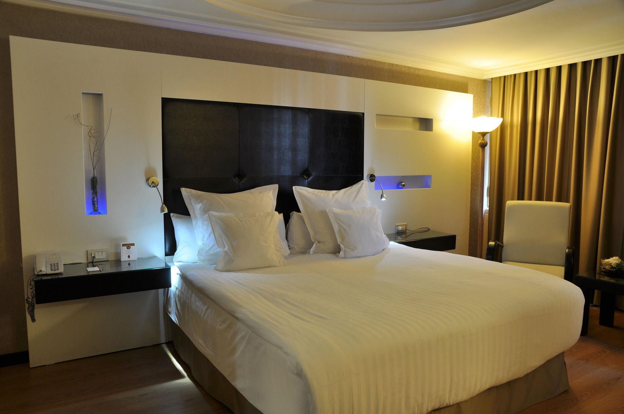 Altinel Ankara Hotel & Convention Center Bagian luar foto